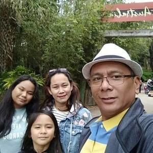 Meet your Posher, Noe